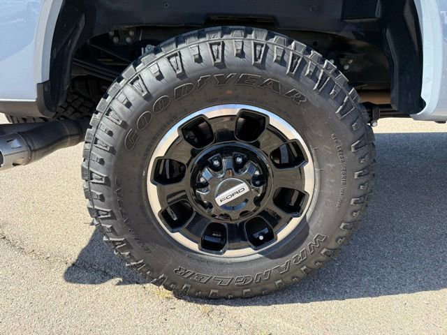 Certified 2025 Ford F250 Lariat w/ Tremor Off-Road Package image 45