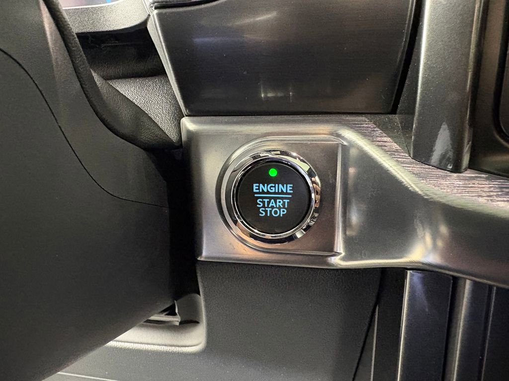 Certified 2022 Ford F150 Lariat w/ Max Trailer Tow Package AWD/4WD image 22