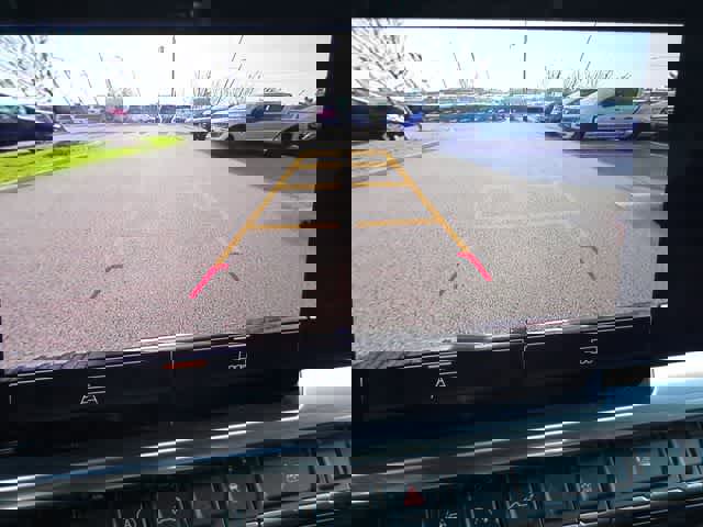 Used 2024 GMC Sierra 1500 SLT image 32