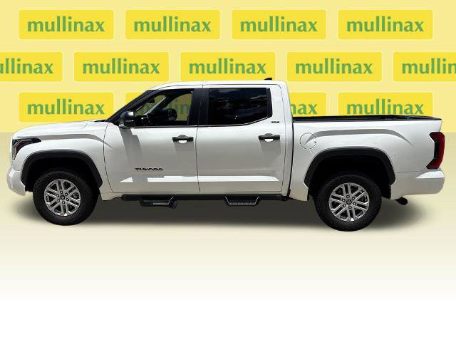 Used 2024 Toyota Tundra SR5 w/ SR5 Convenience Package AWD/4WD image 10