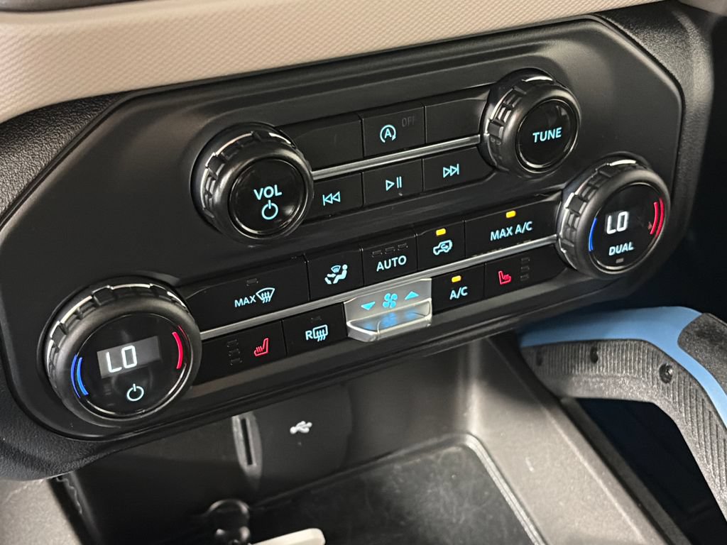 Certified 2023 Ford Bronco Wildtrak AWD/4WD image 21