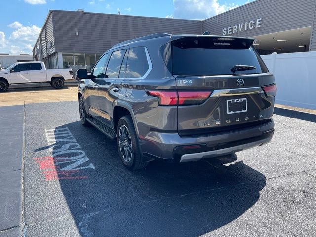 Used 2023 Toyota Sequoia Limited AWD/4WD image 5