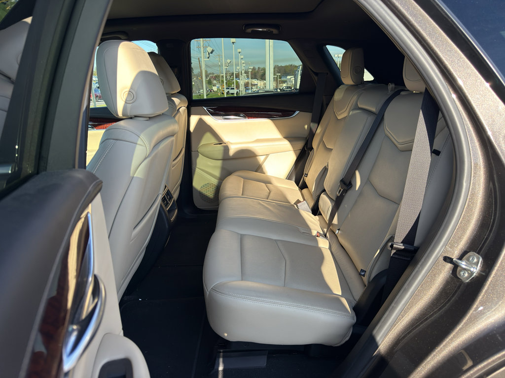 Used 2019 Cadillac XT5 Luxury image 9