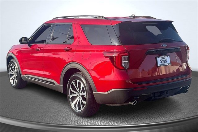 Certified 2022 Ford Explorer ST-Line w/ Class IV Trailer Tow Package image 2