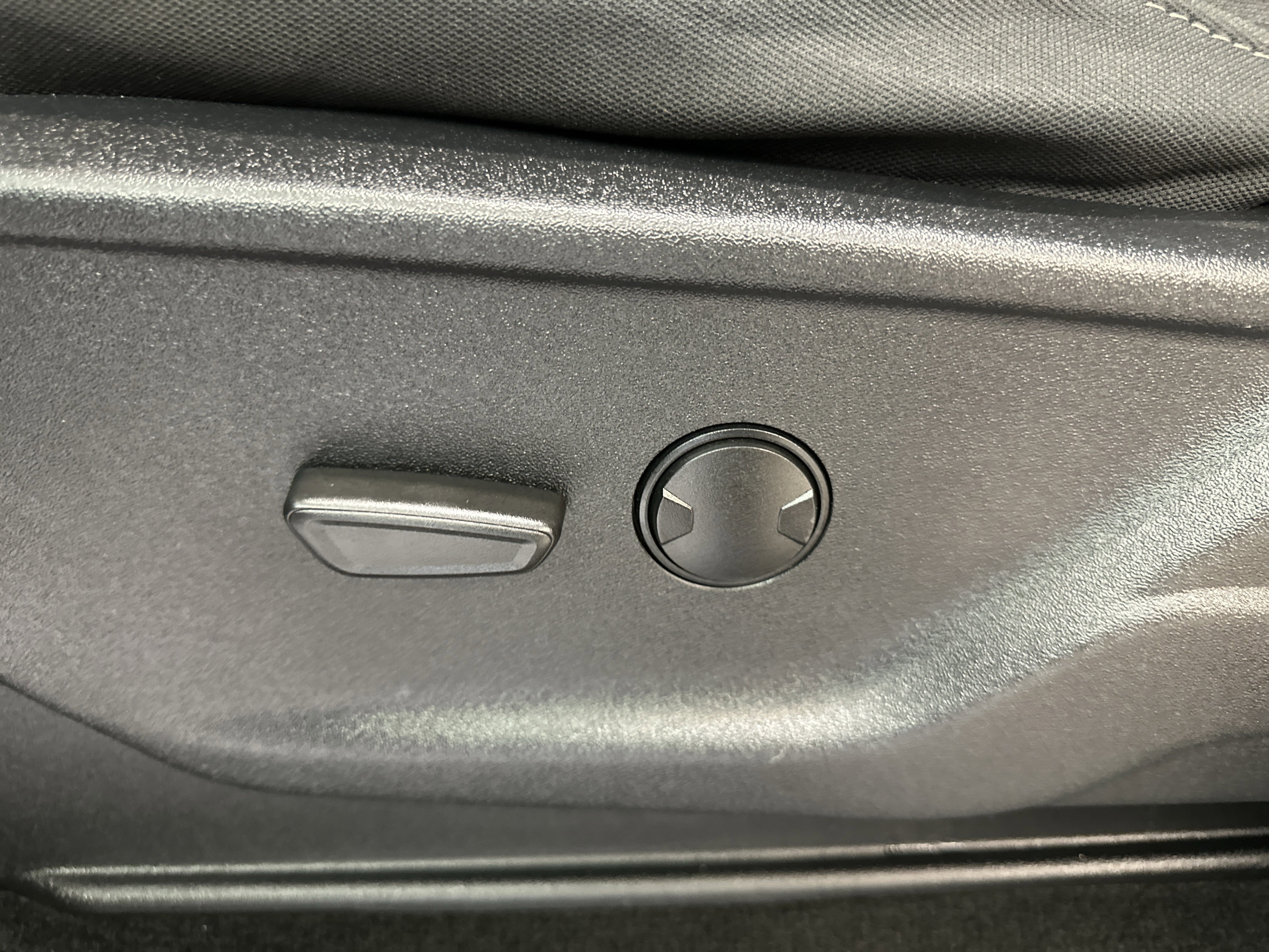 Certified 2022 Ford F150 XLT w/ Equipment Group 301A Mid image 24