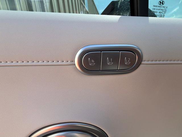 Used 2026 Hyundai Palisade Calligraphy AWD/4WD image 8