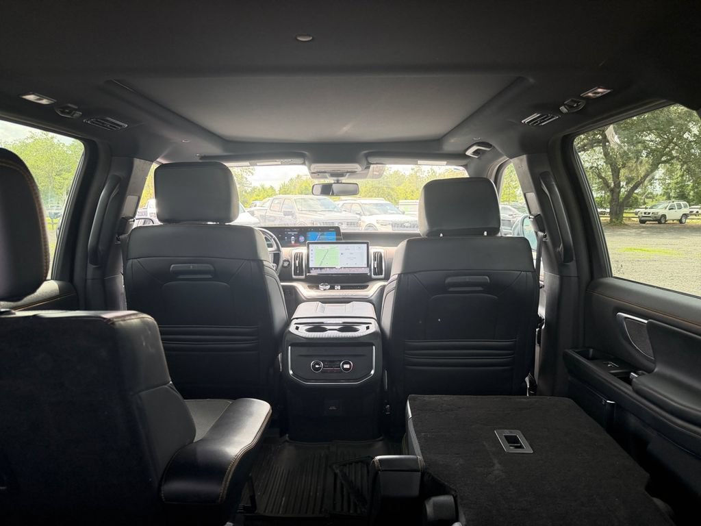 Certified 2025 Ford Expedition Tremor AWD/4WD image 29