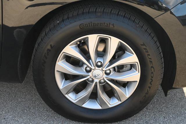 Used 2021 Kia Sedona LX image 16