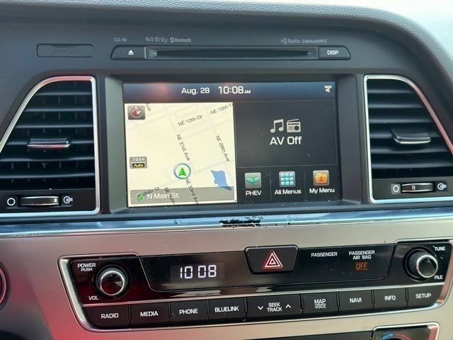 Used 2017 Hyundai Sonata Limited FWD image 19