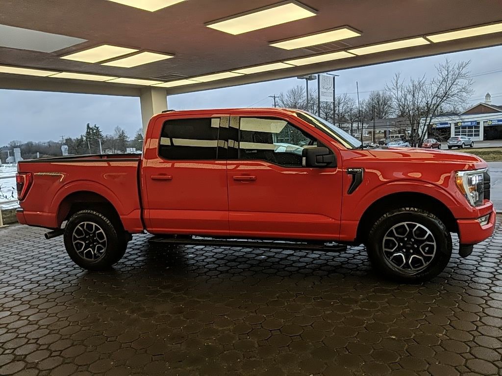 Certified 2022 Ford F150 XLT w/ Equipment Group 302A High image 4