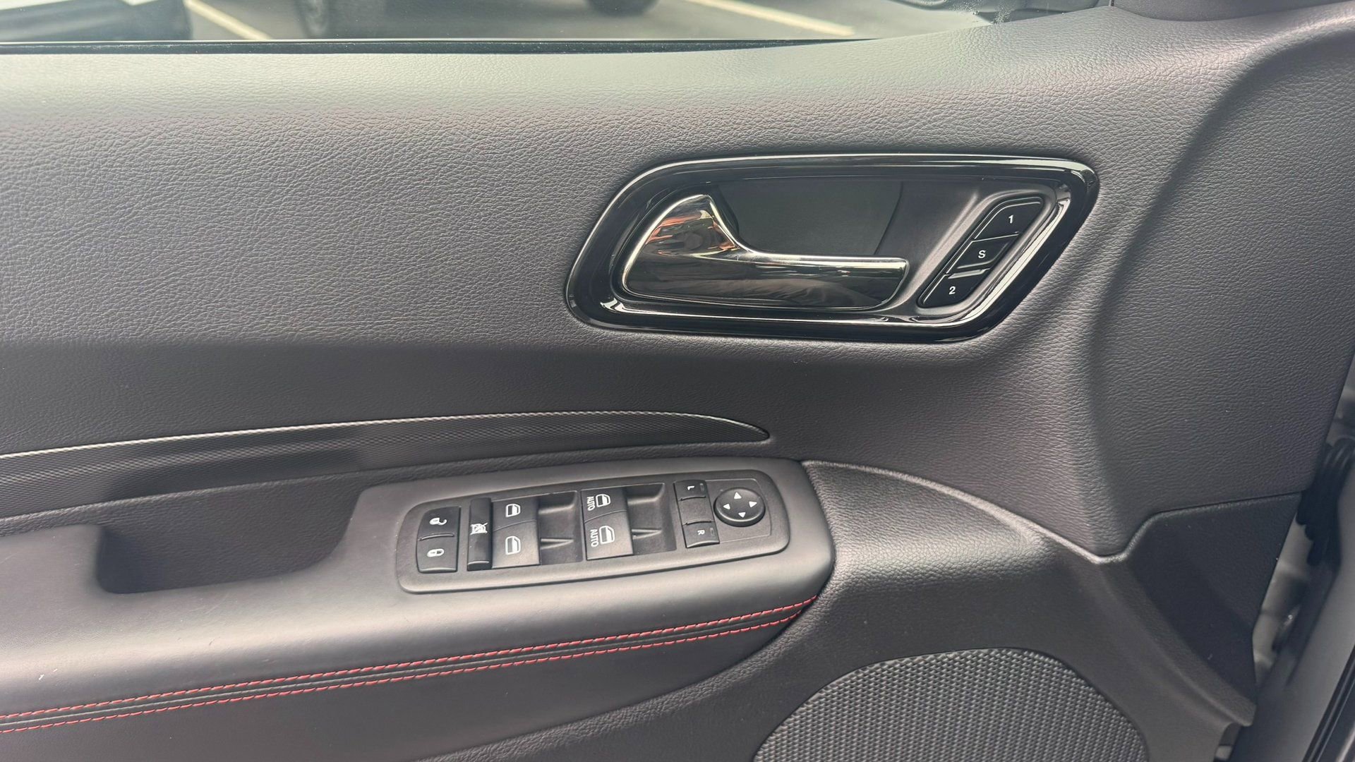 Used 2024 Dodge Durango GT image 33