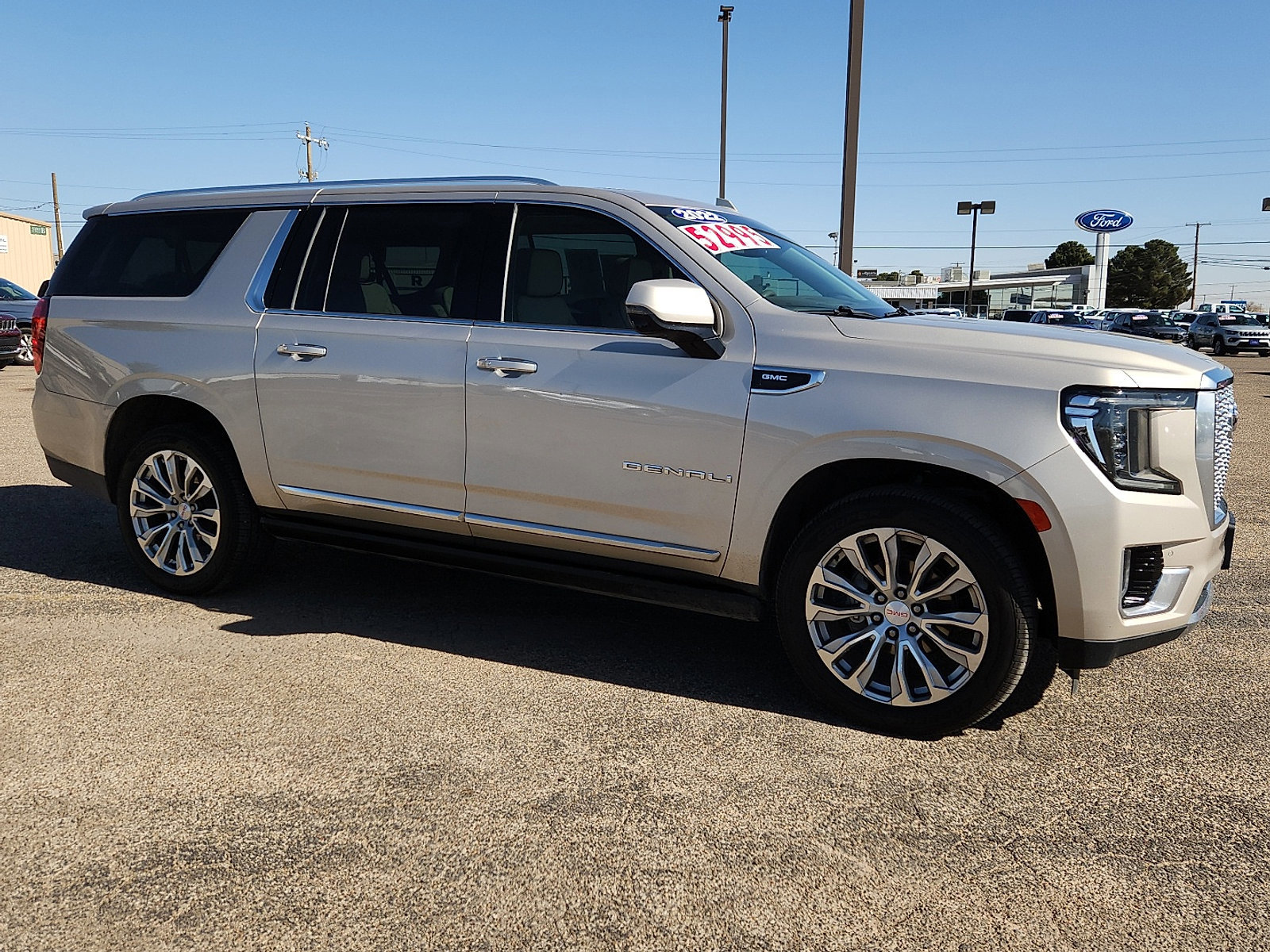 Used 2022 GMC Yukon XL Denali image 7