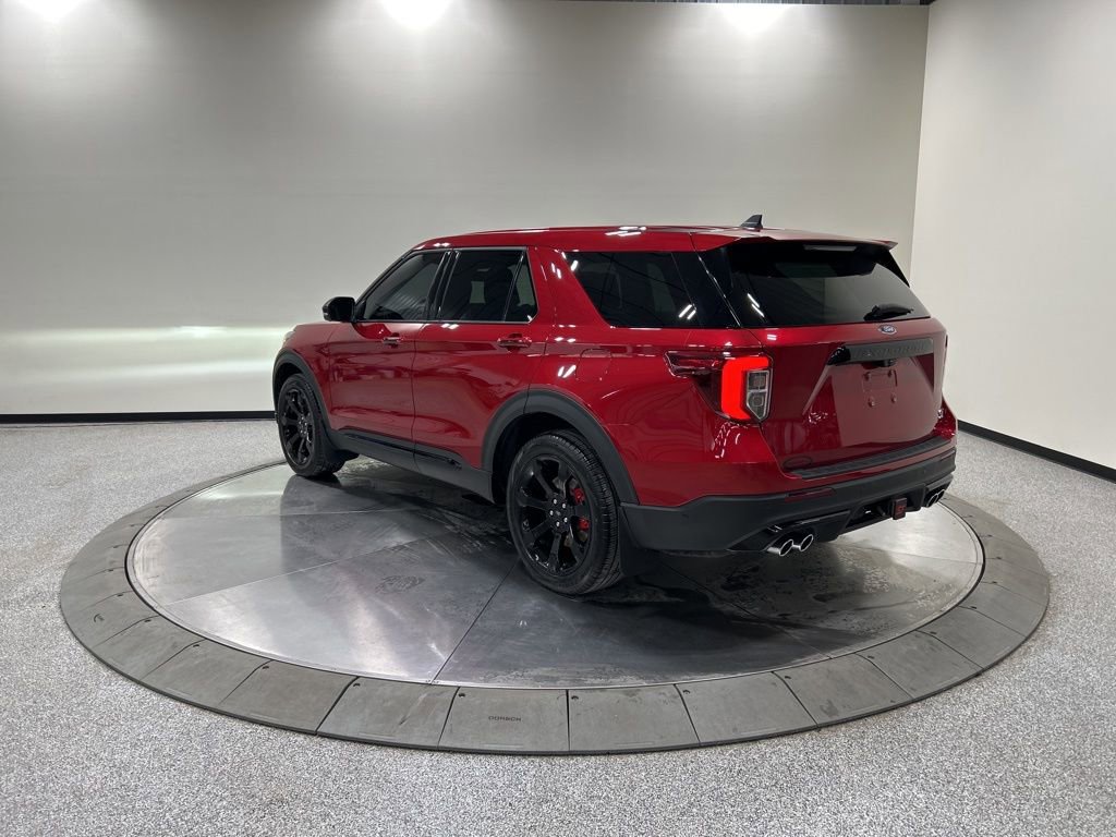 Certified 2022 Ford Explorer ST w/ Equipment Group 401A image 9