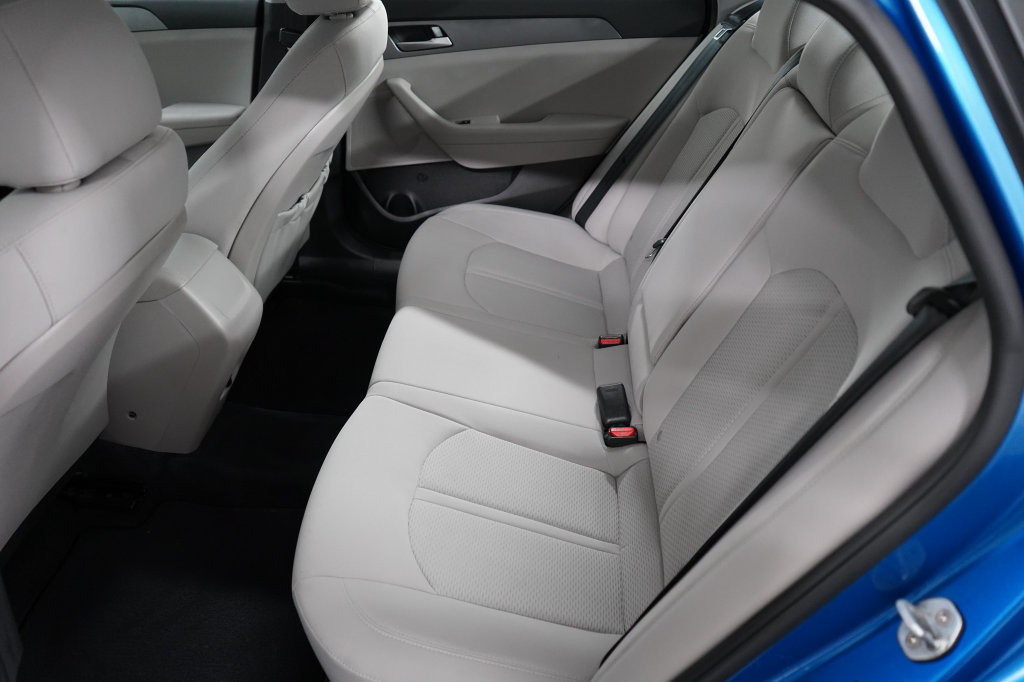 Used 2018 Hyundai Sonata SE FWD image 19
