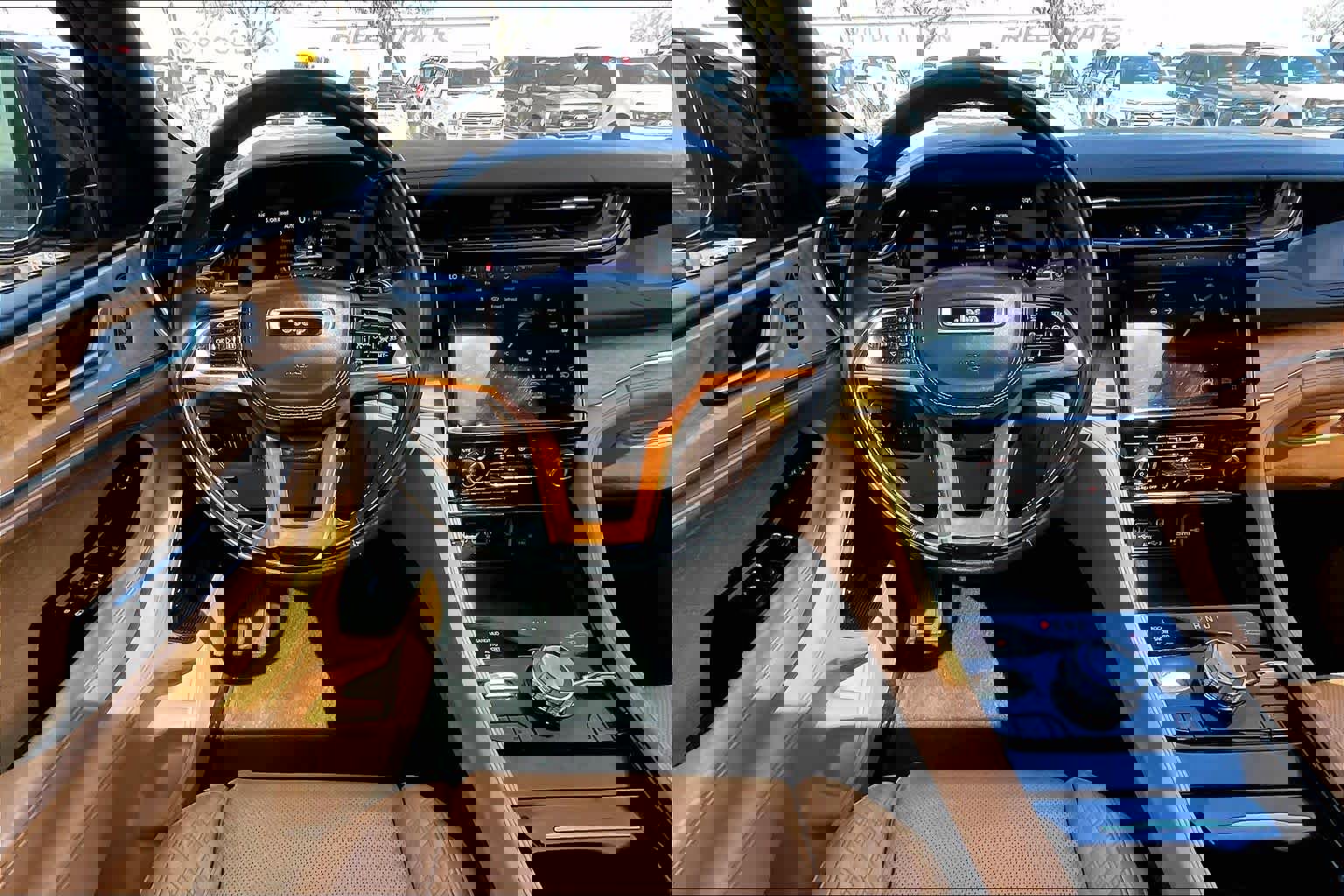 Used 2023 Jeep Grand Cherokee Summit image 8