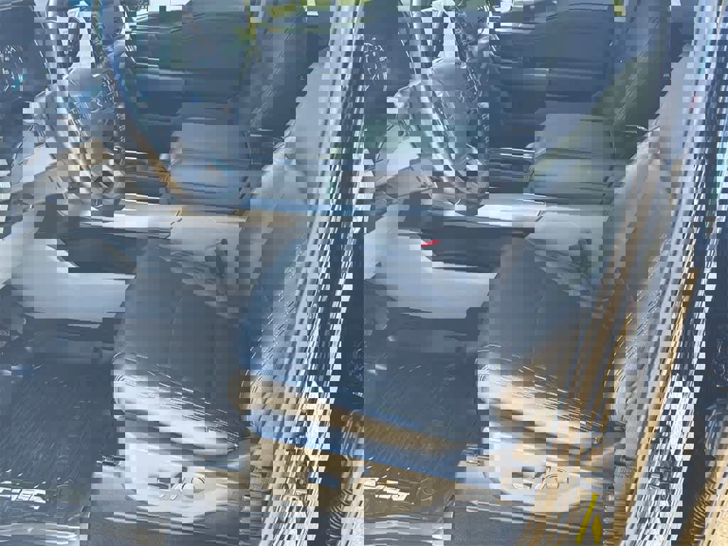 Certified 2022 Ford F150 XLT w/ Equipment Group 302A High image 10