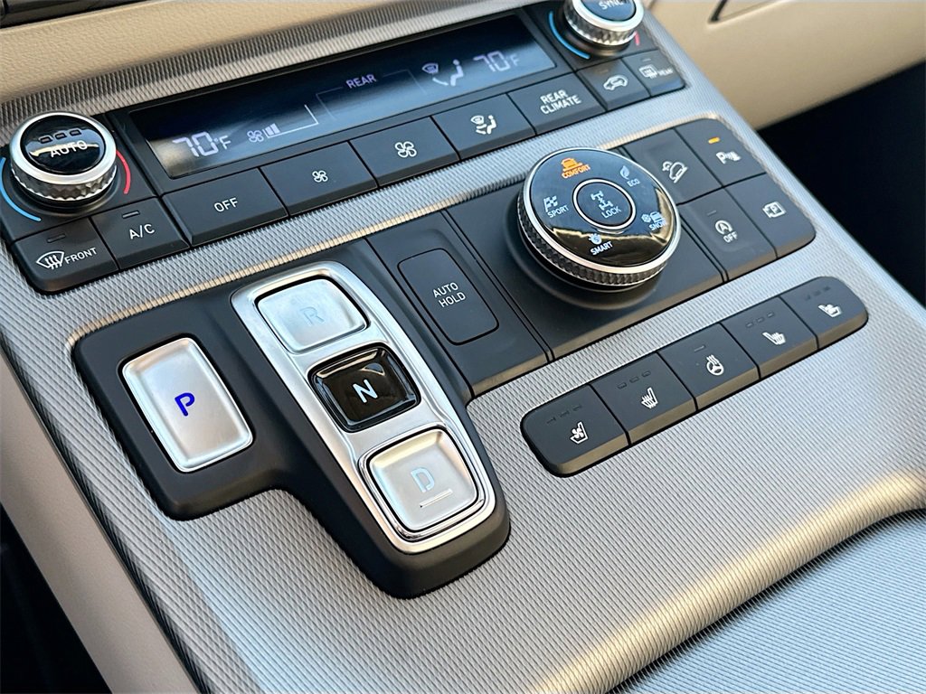 Used 2023 Hyundai Palisade Limited image 14