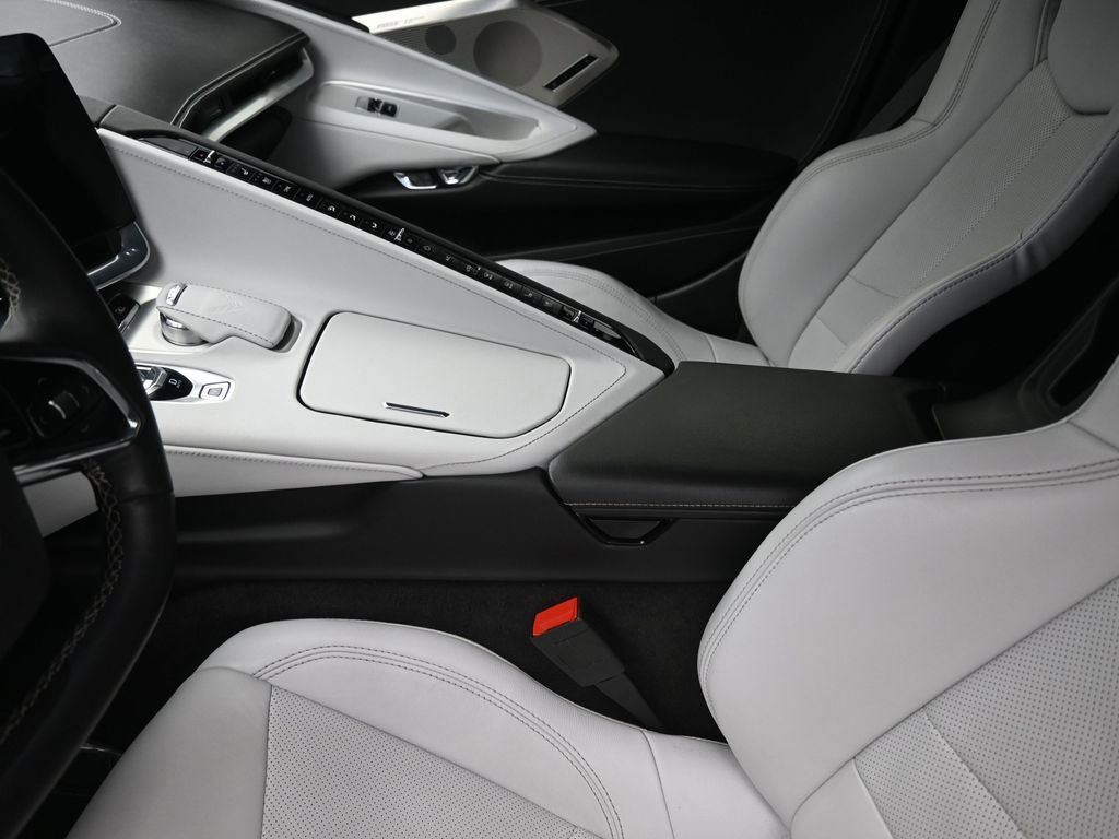 Used 2024 Chevrolet Corvette Stingray Preferred Cpe w/ 2LT image 20