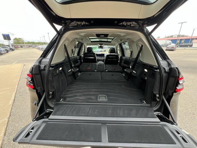 Used 2024 BMW X7 xDrive40i AWD/4WD image 26