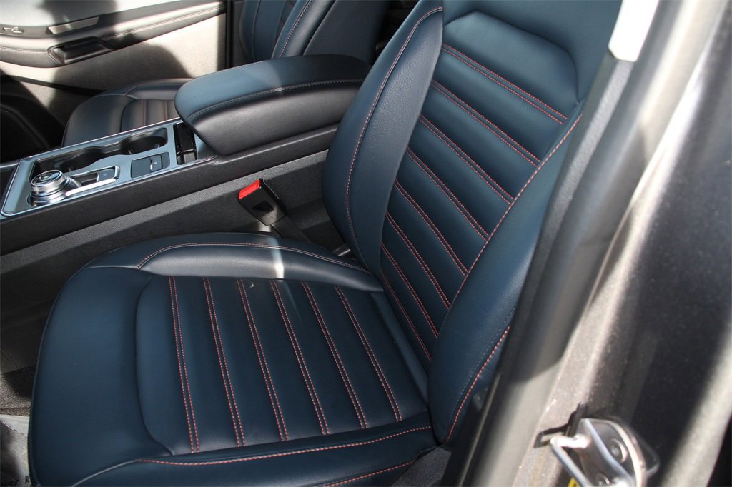 Certified 2024 Ford Edge SEL w/ Sport Appearance Package image 25