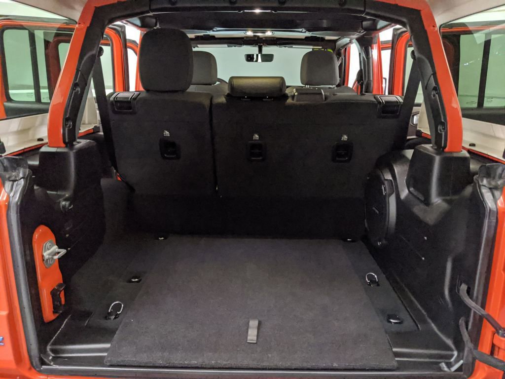 Used 2023 Jeep Wrangler Unlimited image 19