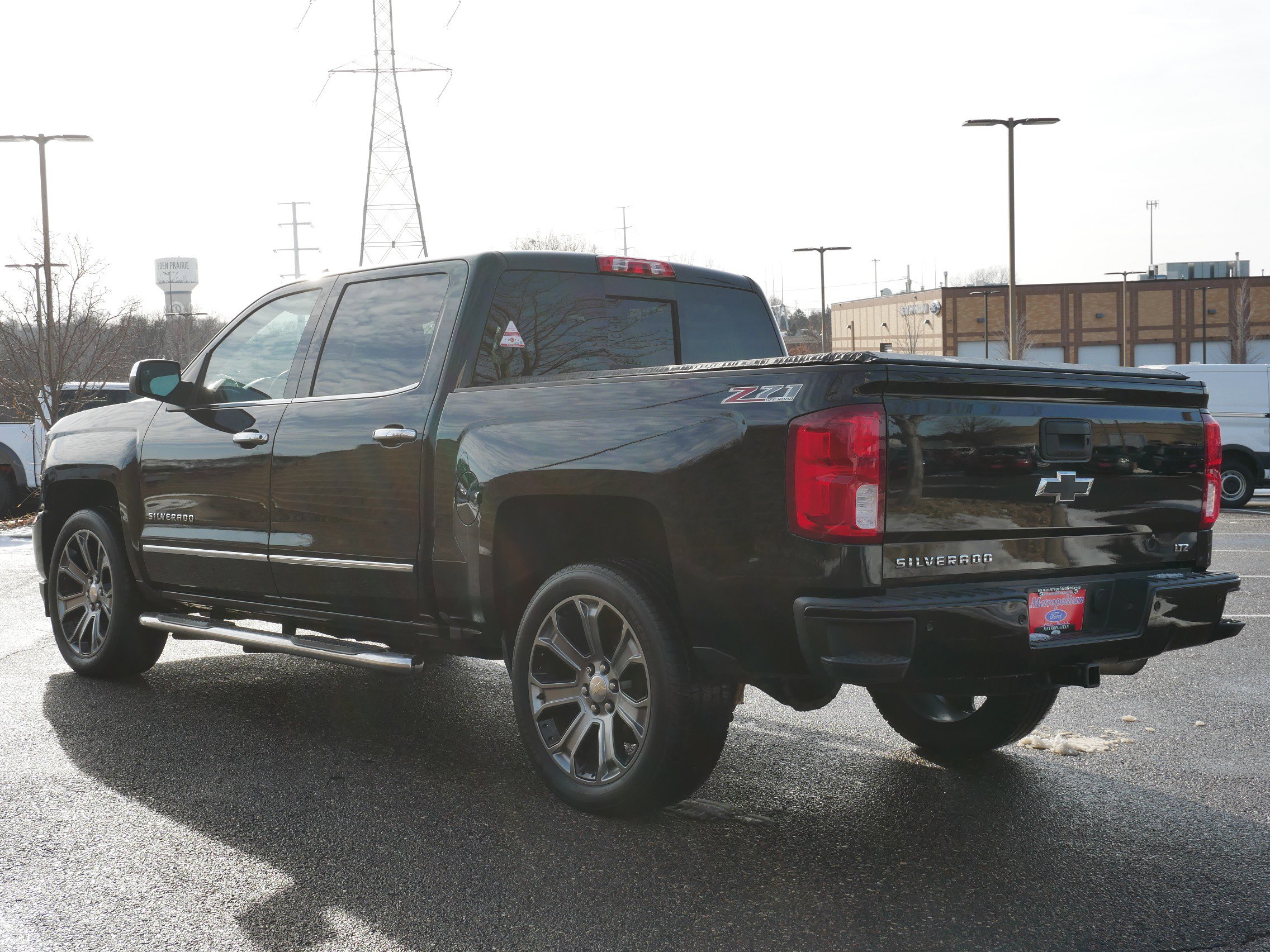 Used 2017 Chevrolet Silverado 1500 LTZ Z71 w/ LTZ Plus Package image 4