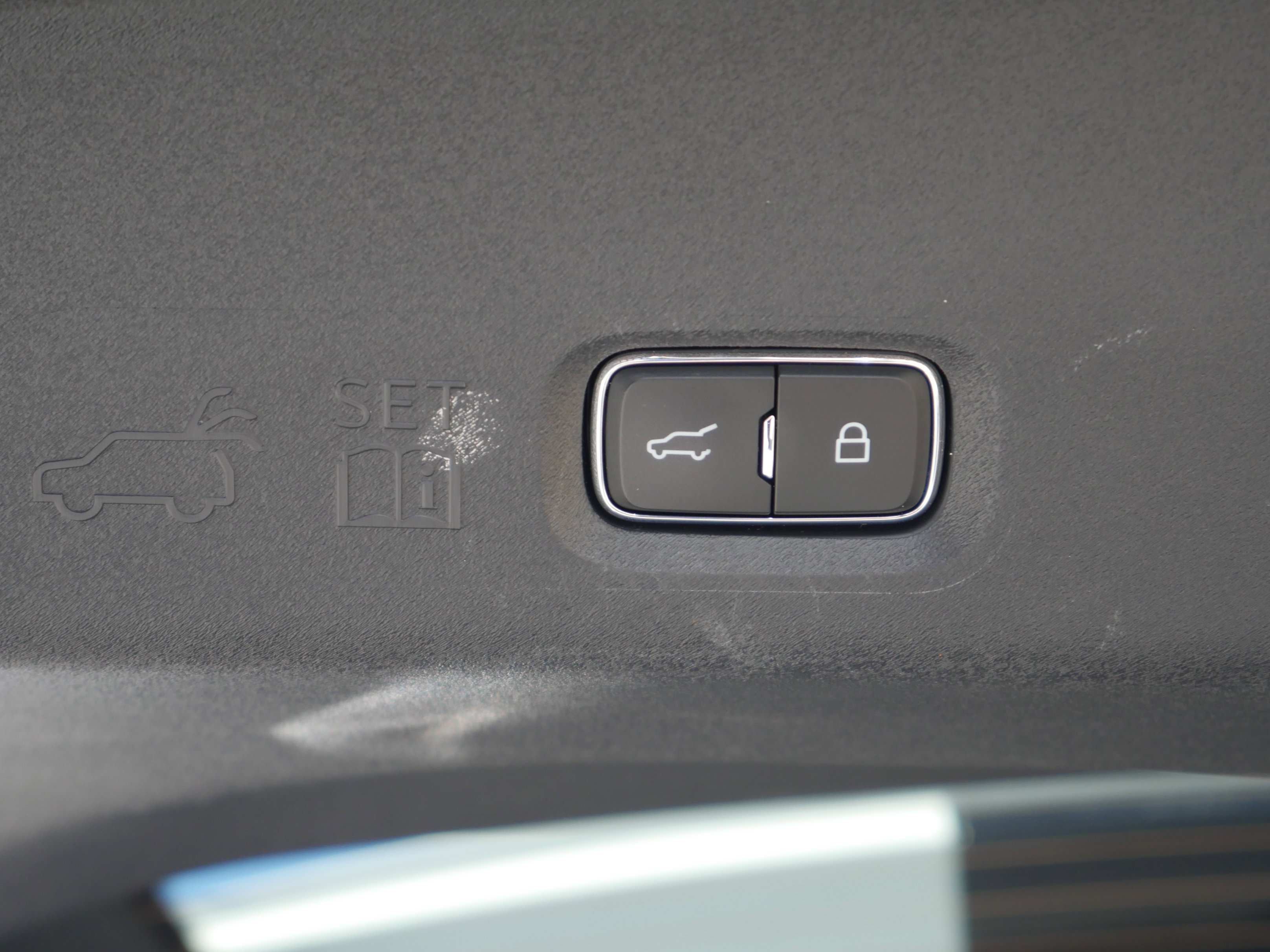 Certified 2025 Ford Expedition Active AWD/4WD image 25