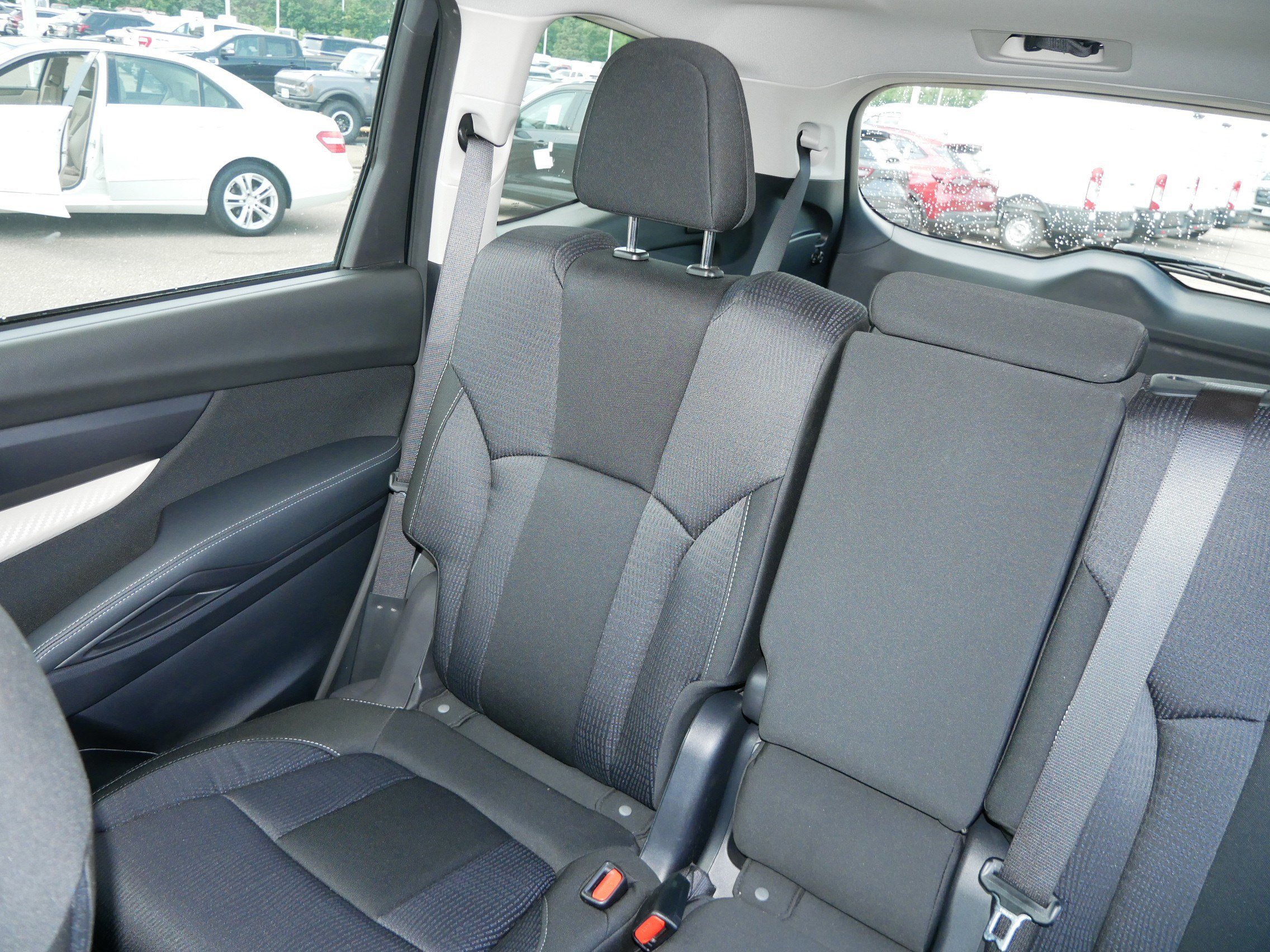 Used 2022 Subaru Ascent Premium w/ Convenience Package image 12