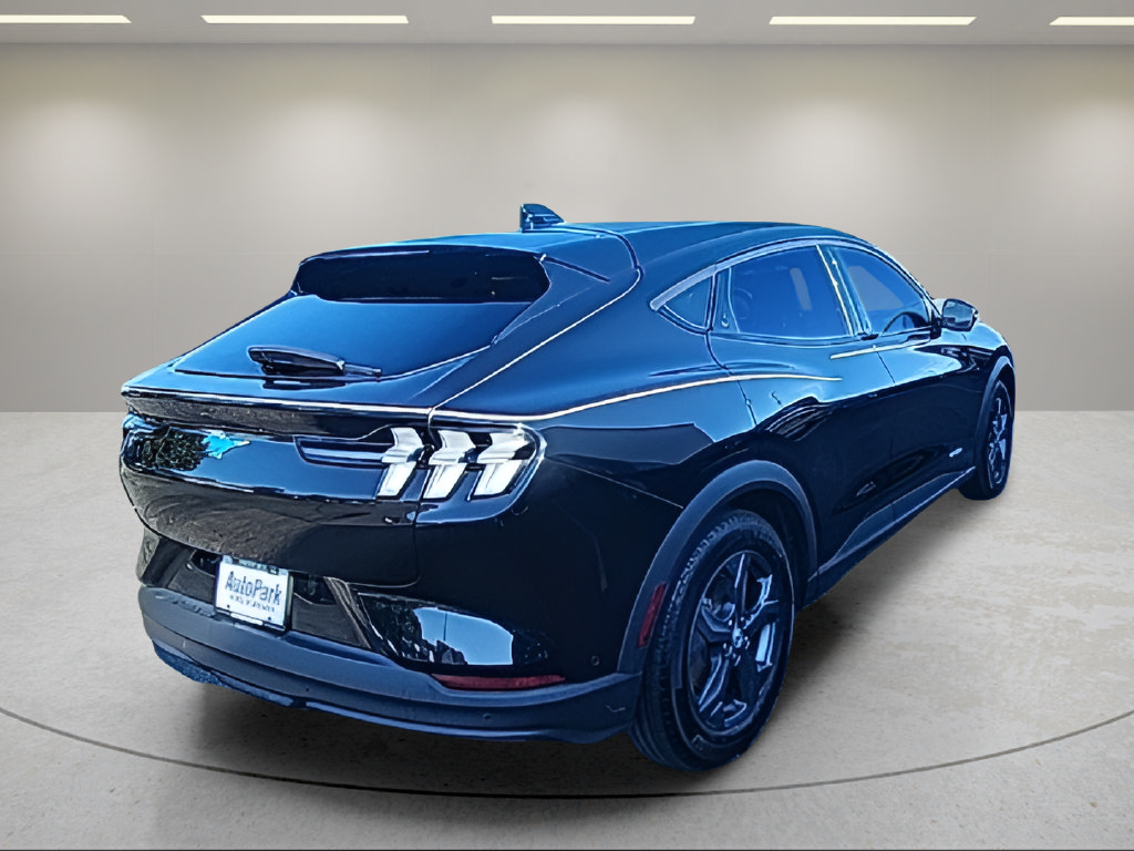 Certified 2023 Ford Mustang Mach-E Select AWD/4WD image 8