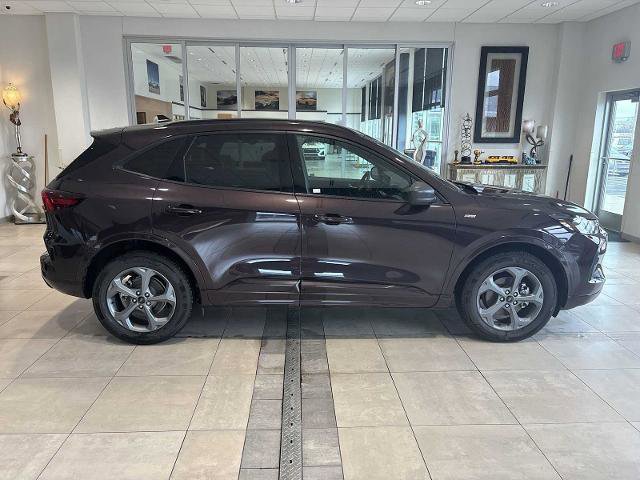 Certified 2023 Ford Escape ST-Line w/ Tech Pack #1 image 2