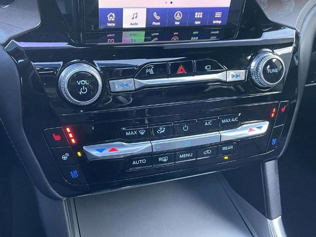 Certified 2022 Ford Explorer Platinum w/ Equipment Group 601A image 29