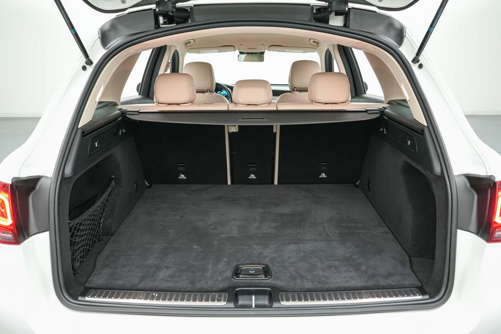 Used 2022 Mercedes-Benz GLC 300 4MATIC image 24