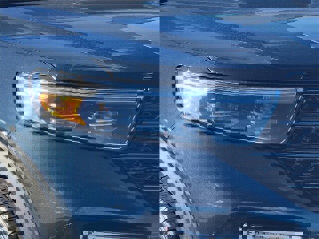 Certified 2022 Ford Explorer XLT w/ Equipment Group 202A image 16