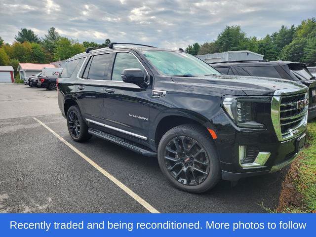 Used 2022 GMC Yukon SLT w/ SLT Premium Package AWD/4WD image 1