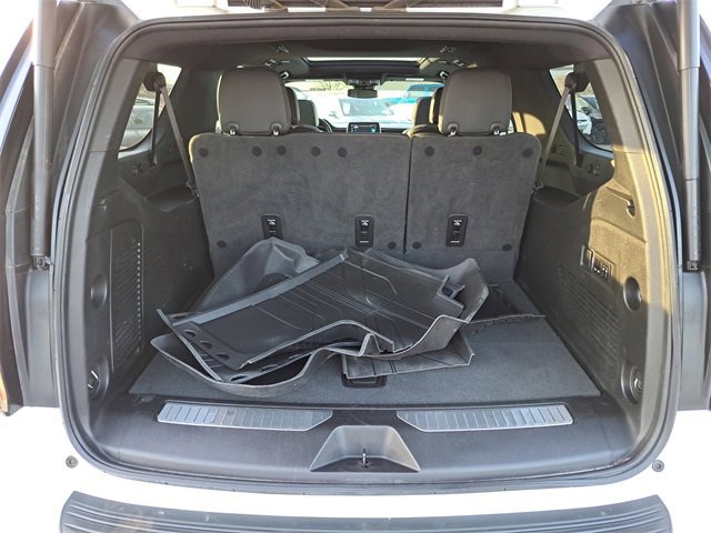 Used 2023 Chevrolet Suburban RST w/ Sport Performance Package image 26