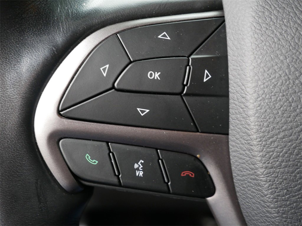 Used 2020 Jeep Grand Cherokee Limited X image 17