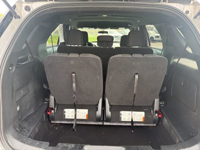 Certified 2018 Ford Explorer XLT image 14