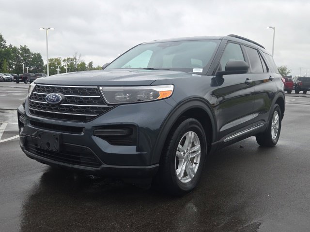 Certified 2023 Ford Explorer XLT AWD/4WD image 2