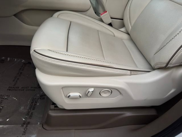 Used 2022 GMC Yukon Denali AWD/4WD image 6