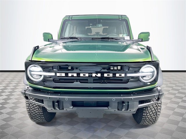 Certified 2022 Ford Bronco Outer Banks w/ Sasquatch Package image 2