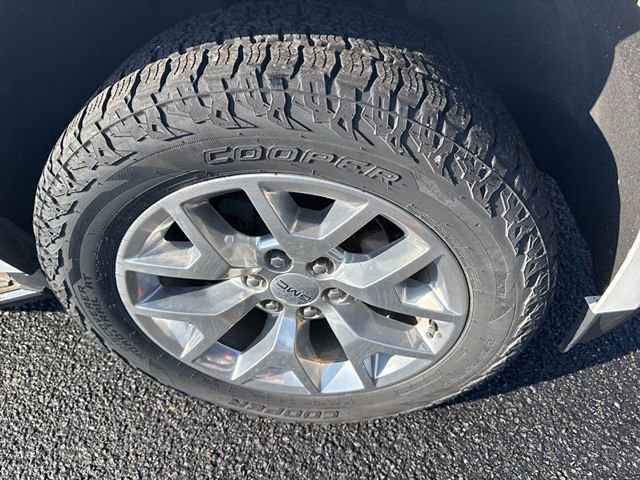 Used 2020 GMC Yukon SLT w/ Open Road Package image 4