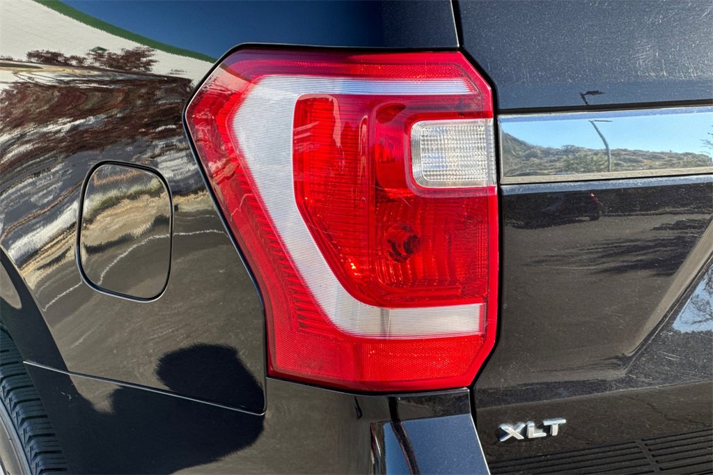 Certified 2020 Ford Expedition XLT w/ Equipment Group 202A image 28