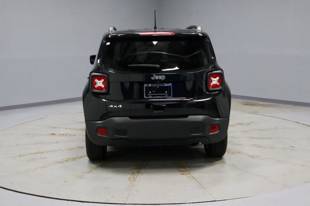 Used 2023 Jeep Renegade Latitude w/ Premium Group AWD/4WD image 10
