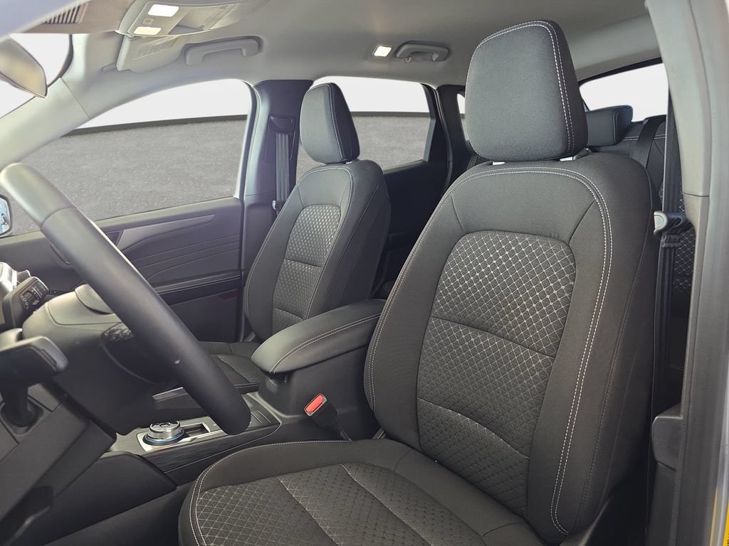 Certified 2023 Ford Escape Active FWD image 13