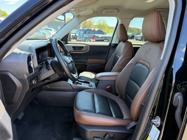 Certified 2025 Ford Bronco Sport Outer Banks w/ Outer Banks Tech Package+ AWD/4WD image 12