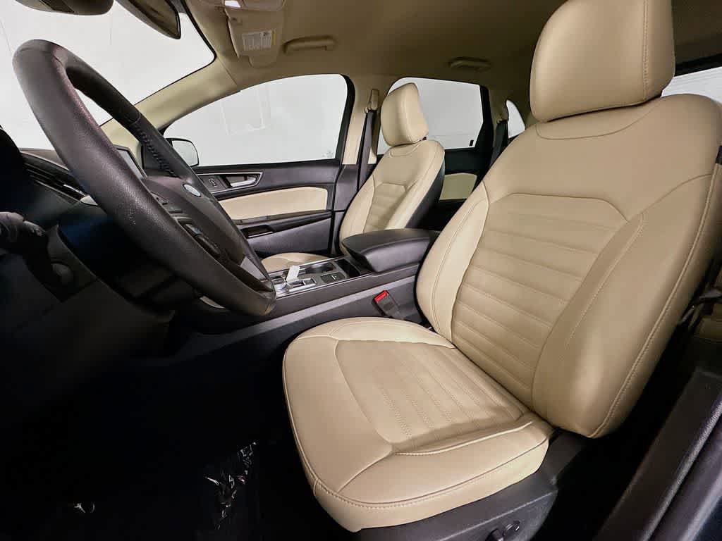 Certified 2022 Ford Edge SEL w/ Convenience Package AWD/4WD image 11