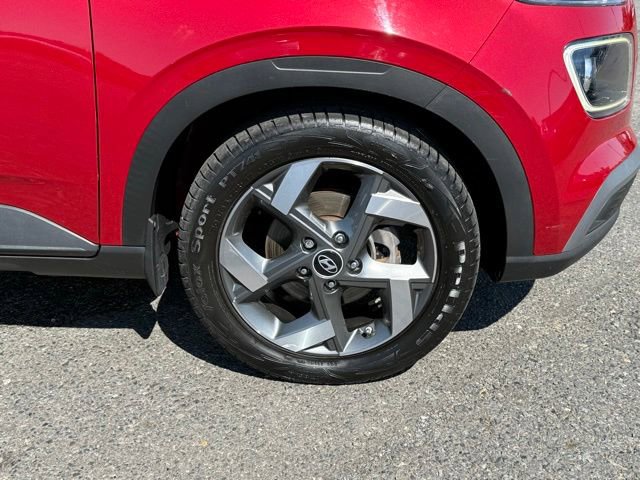 Used 2022 Hyundai Venue Limited FWD image 7