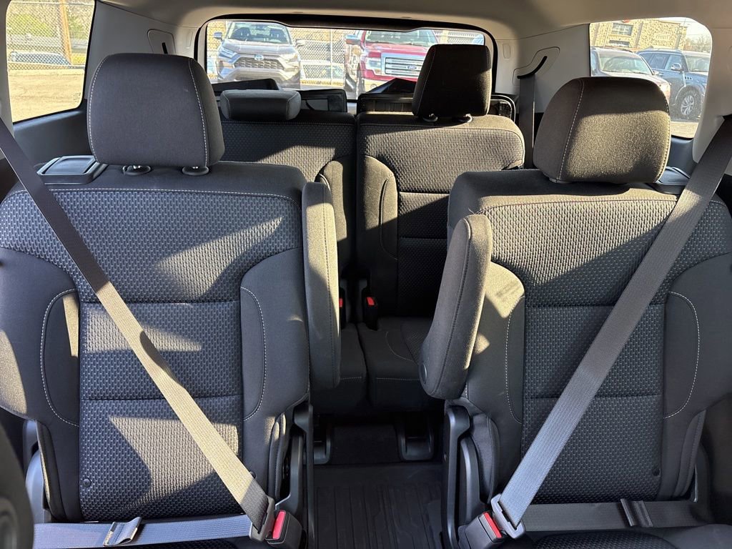 Used 2023 GMC Acadia SLE w/ Driver Convenience Package image 9