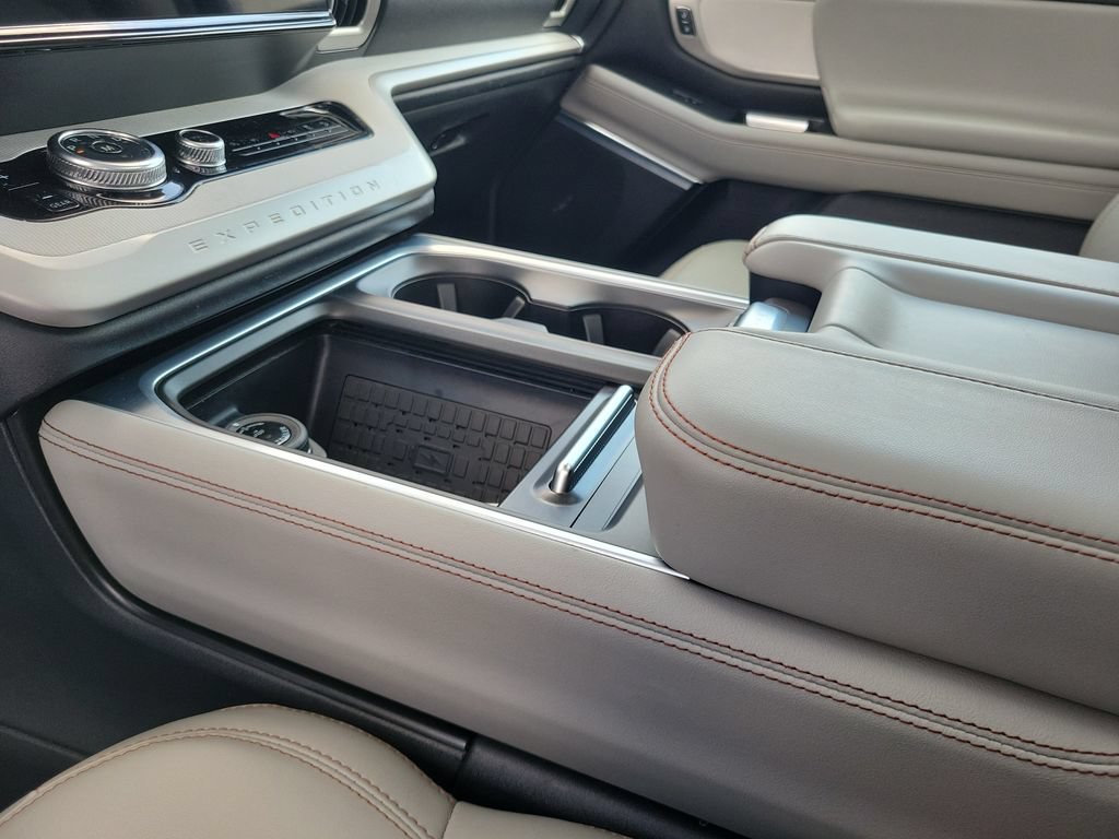 Certified 2025 Ford Expedition Max Active AWD/4WD image 29
