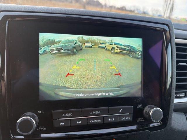 Used 2022 Nissan Frontier SV image 22